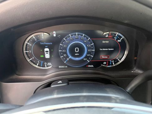 Used 2019 Cadillac Escalade ESV Premium Luxury AWD/4WD image 27