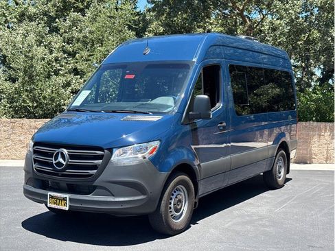 Used 2023 Mercedes-Benz Sprinter 2500 image 1