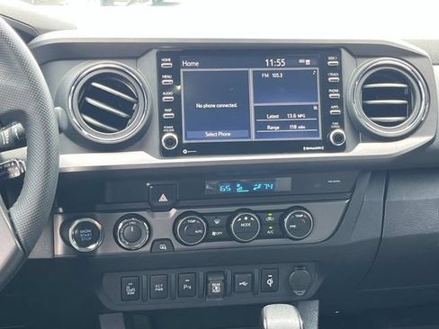 Used 2023 Toyota Tacoma TRD Off-Road w/ Technology Package AWD/4WD image 18