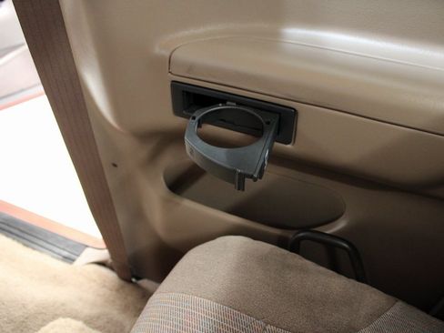 Used 1994 Ford F150 XL image 23