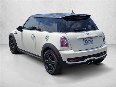 Used 2013 MINI Cooper S FWD image 8