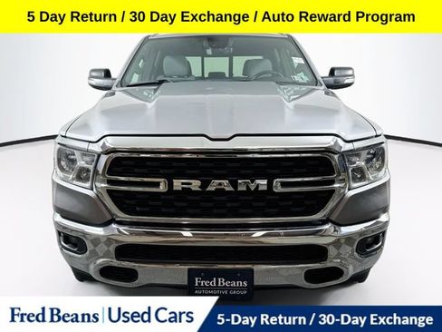 Used 2022 RAM 1500 Big Horn AWD/4WD image 3