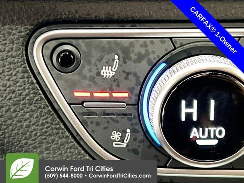 Used 2025 Audi Q5 Prestige image 25