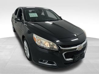 Used 2015 Chevrolet Malibu LT video 1