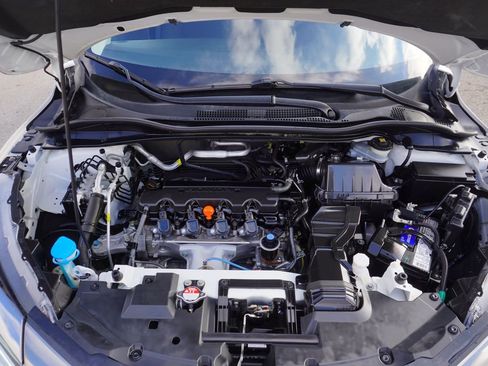 Used 2021 Honda HR-V EX image 32