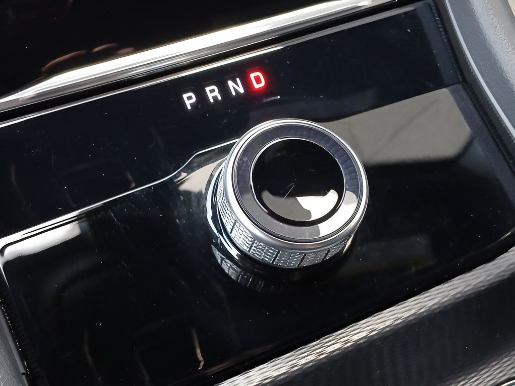 Used 2025 Jeep Grand Cherokee L Altitude AWD/4WD image 13