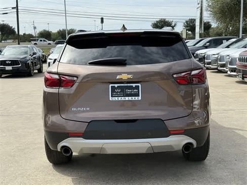 Used 2019 Chevrolet Blazer LT image 4