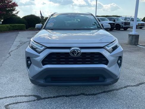 Used 2022 Toyota RAV4 XLE Premium FWD image 2