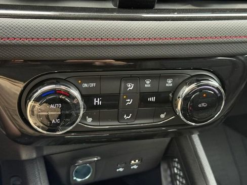 New 2026 Chevrolet TrailBlazer RS w/ Convenience Package AWD/4WD image 18