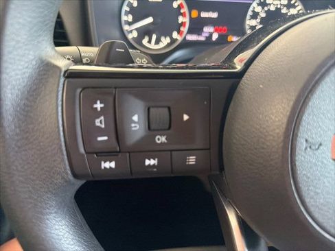 Used 2021 Nissan Rogue SV AWD/4WD image 15