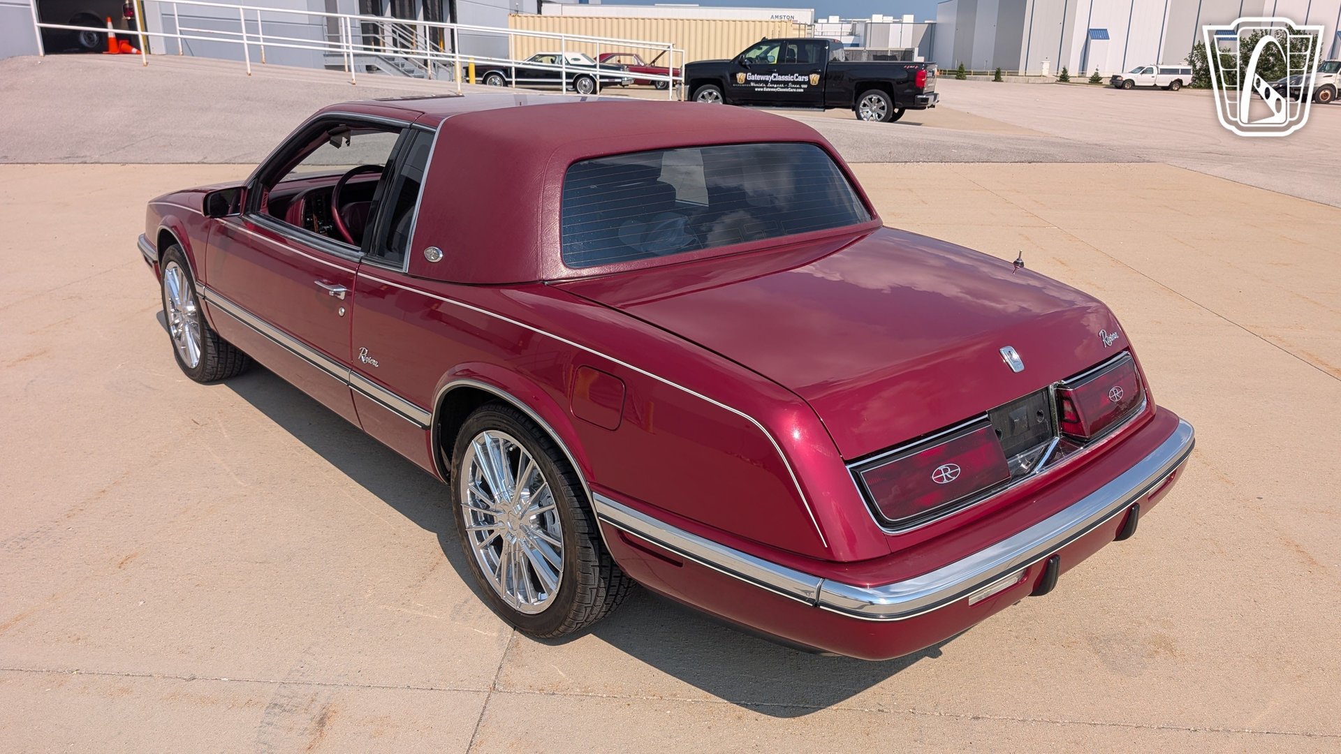 Used 1990 Buick Riviera Coupe FWD image 8