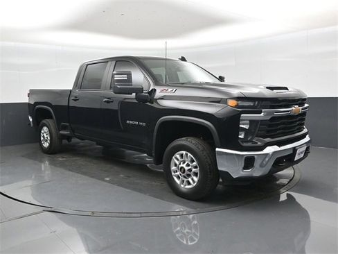 Used 2024 Chevrolet Silverado 2500 LT w/ Z71 Off-Road Package image 1
