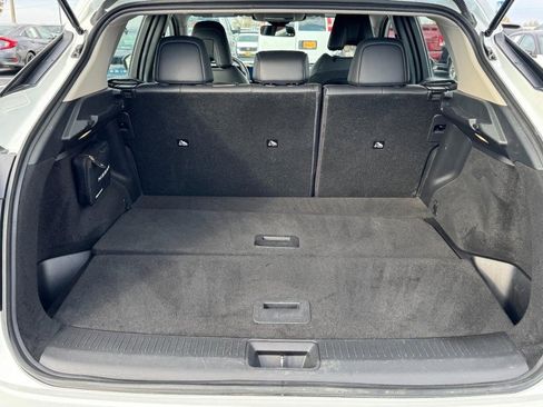 Used 2024 Nissan Ariya AWD image 6