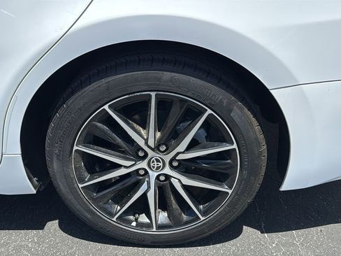 Used 2023 Toyota Camry SE FWD image 8