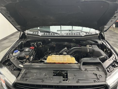 Used 2018 Ford F150 Lariat w/ Equipment Group 502A Luxury image 33