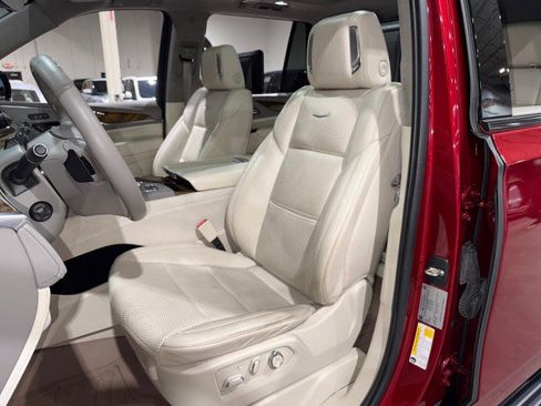 Used 2021 Cadillac Escalade Sport Platinum w/ Heavy-Duty Trailer Package image 52