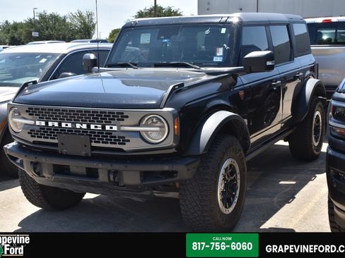 Used 2024 Ford Bronco Badlands AWD/4WD image 1