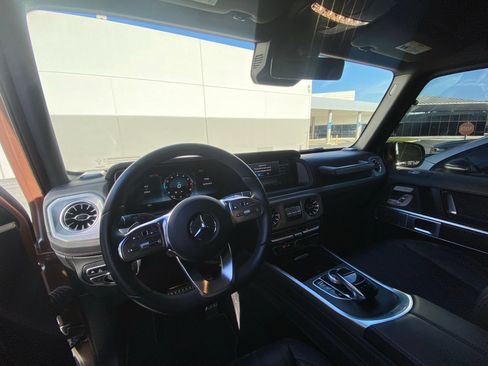 Used 2024 Mercedes-Benz G 550 image 11