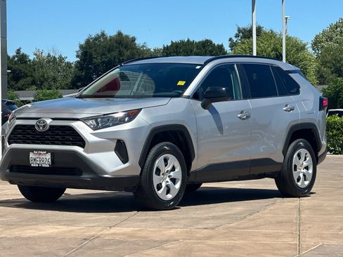 Certified 2019 Toyota RAV4 LE w/ Carpet Mat Package FWD image 10