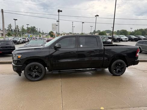 Used 2024 RAM 1500 Big Horn AWD/4WD image 9