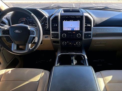 Used 2019 Ford F250 Lariat w/ Lariat Ultimate Package image 12
