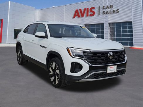 Used 2025 Volkswagen Atlas Cross Sport SE image 9