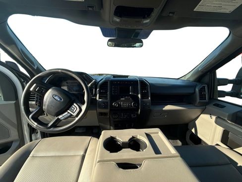 Used 2022 Ford F350 XL w/ STX Appearance Package AWD/4WD image 13