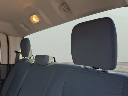 Used 2016 RAM 2500 Tradesman w/ Chrome Appearance Group image 13