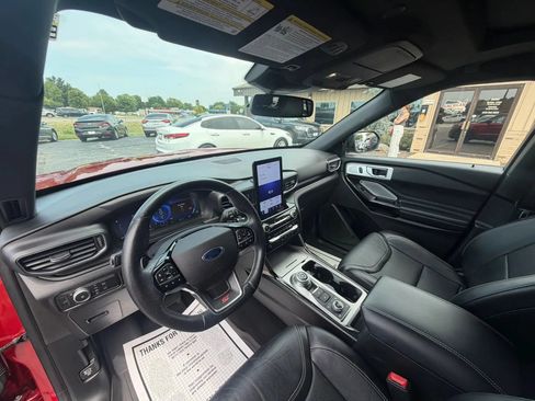 Used 2021 Ford Explorer ST w/ ST Street Pack AWD/4WD image 20