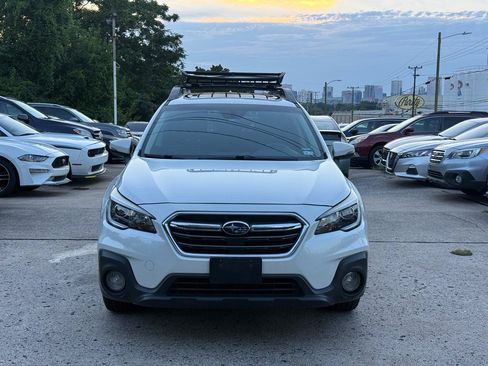 Used 2019 Subaru Outback 2.5i Premium w/ Popular Package #2 AWD/4WD image 3