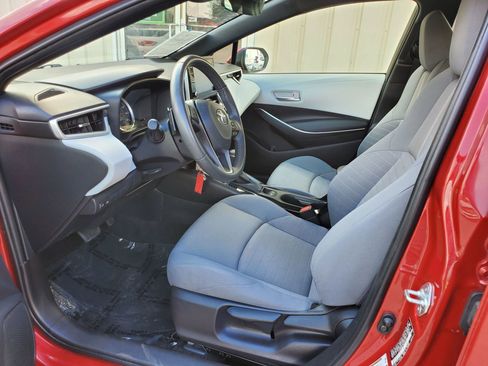 Used 2021 Toyota Corolla SE w/ Carpet Mat Package (TMS) image 28