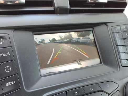 Used 2016 Ford Fusion SE image 25