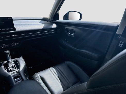 Certified 2023 Honda HR-V EX-L image 21