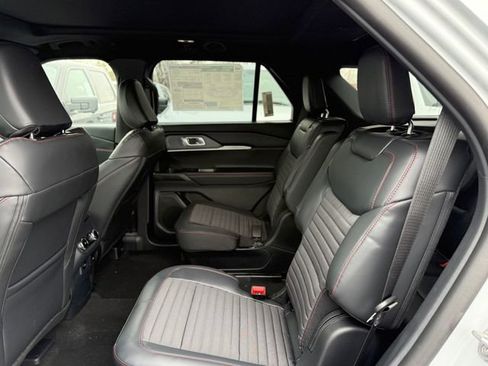 New 2026 Ford Explorer ST-Line image 14