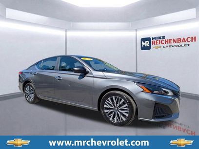 Used 2025 Nissan Altima 2.5 SV