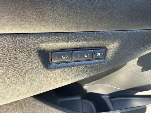 Used 2017 Nissan Murano Platinum w/ Platinum Technology Package image 23