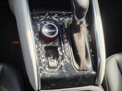 Used 2023 GMC Canyon AT4X image 23