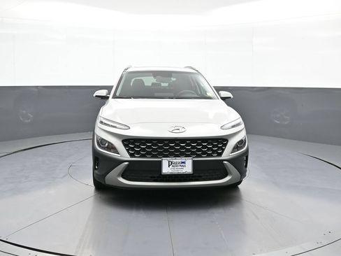 Certified 2022 Hyundai Kona SEL w/ Convenience Package AWD/4WD image 2