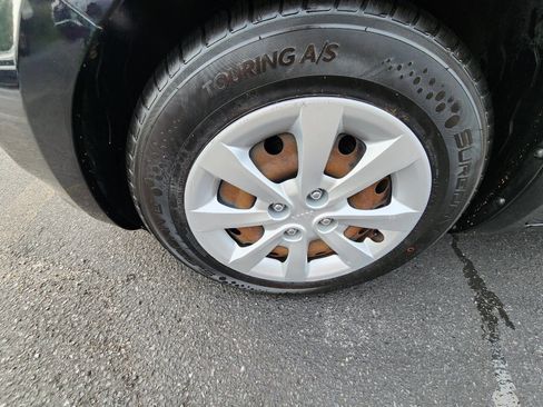 Used 2013 Kia Rio LX image 25