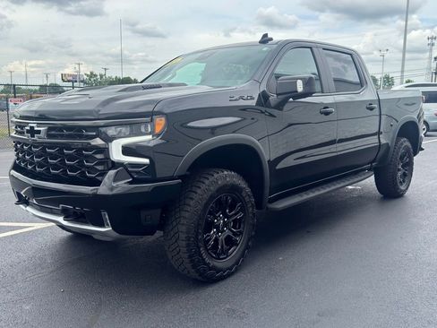Used 2024 Chevrolet Silverado 1500 ZR2 w/ Technology Package AWD/4WD image 2