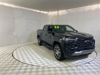 Used 2023 Chevrolet Colorado Z71 w/ Z71 Convenience Package 2