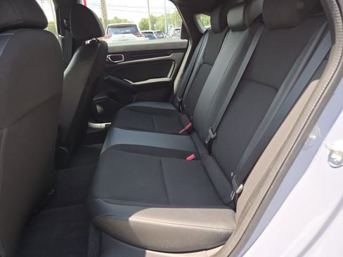 Used 2023 Honda Civic Sport image 5