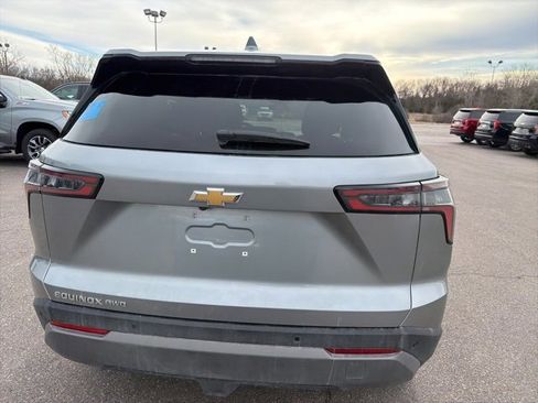 Used 2025 Chevrolet Equinox LT image 22