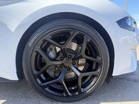 Used 2020 Ford Mustang GT Premium image 11