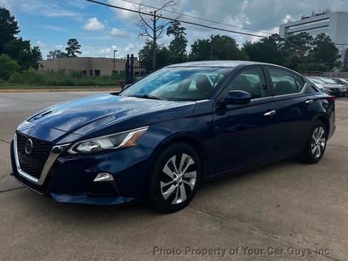 Used 2020 Nissan Altima 2.5 S FWD image 12