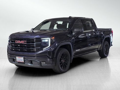 Used 2023 GMC Sierra 1500 Elevation AWD/4WD image 3