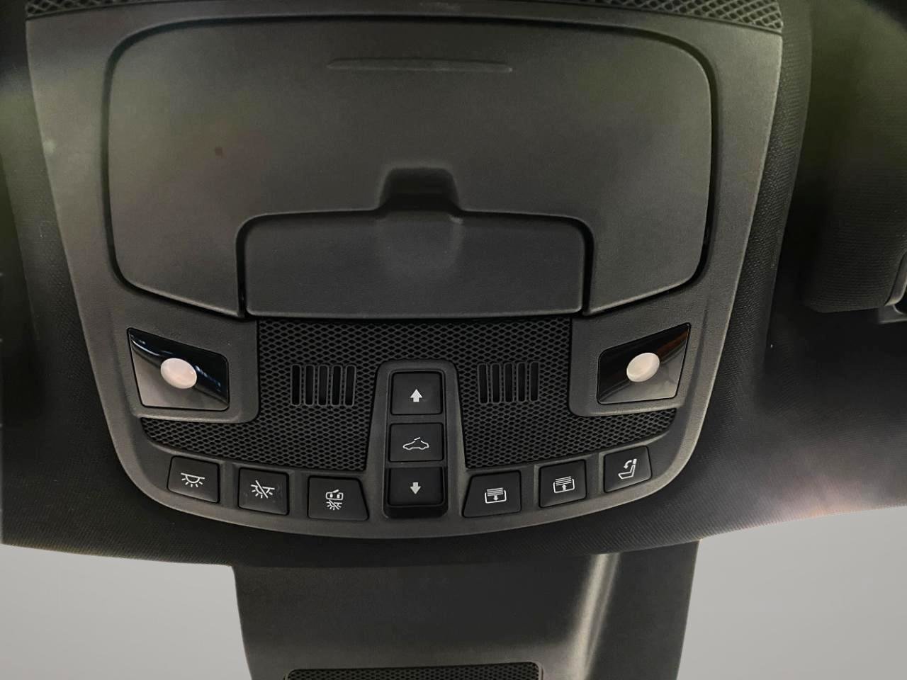 Used 2019 Lincoln Navigator L Reserve AWD/4WD image 12