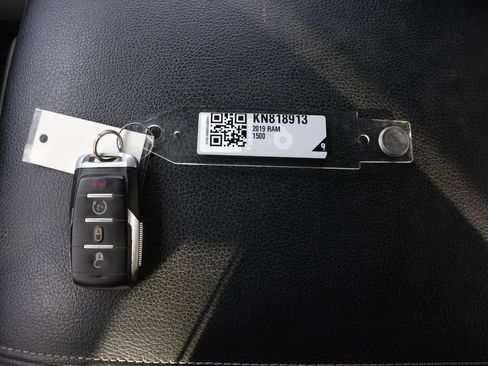 Used 2019 RAM 1500 Big Horn image 27