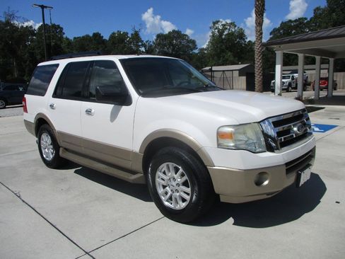 Used 2013 Ford Expedition XLT RWD image 20