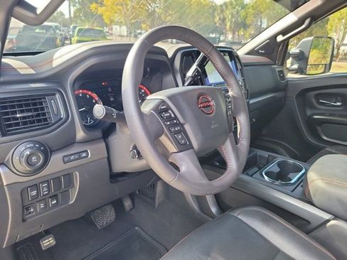 Used 2024 Nissan Titan PRO-4X w/ Pro-4x Convenience Package image 24